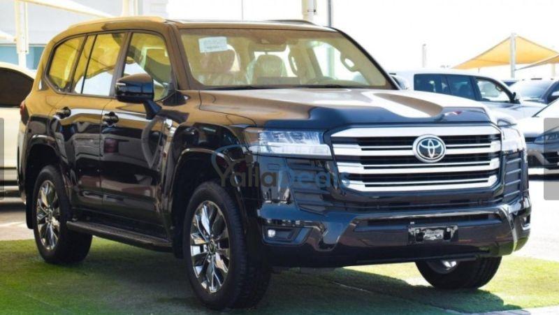 Toyota | Land Cruiser | 2022 | 306296 | Yalla Deals