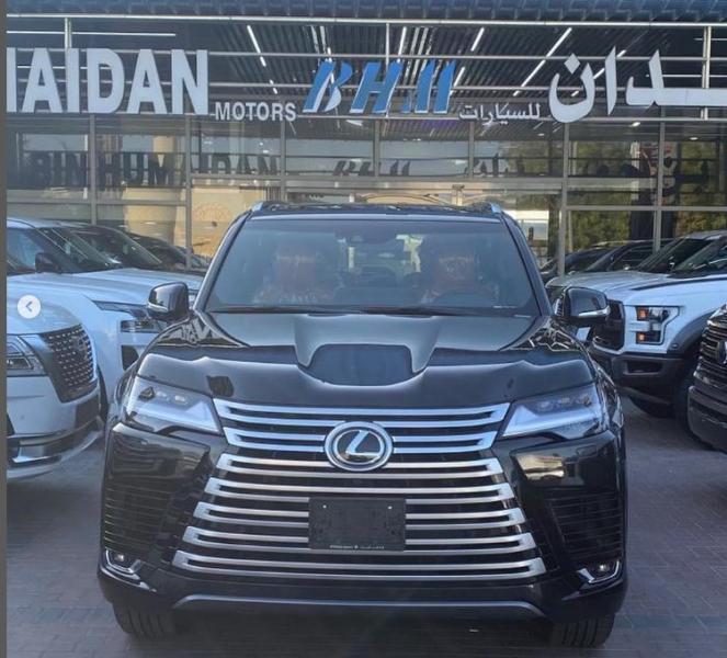 Lexus LXSeries 2023 319745 Yalla Deals