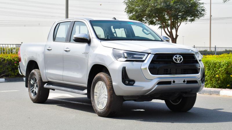 Toyota | Hilux | 2023 | 327235 | Yalla Deals