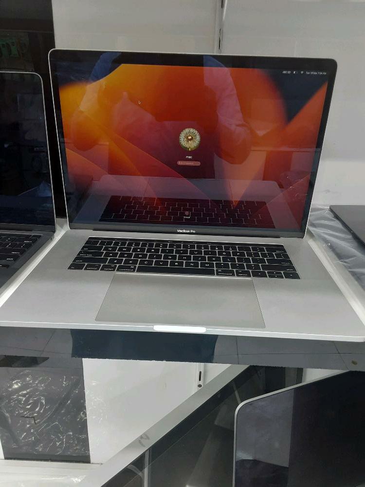 Laptops in Al Ghuwair, Al Sharjah