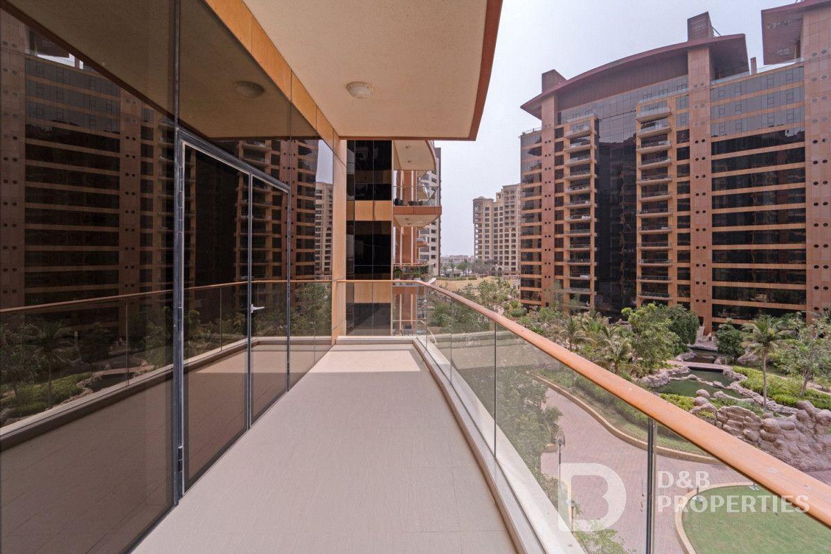 Villas, rooms, apartments for rent or sale in UAE Yalla Deals