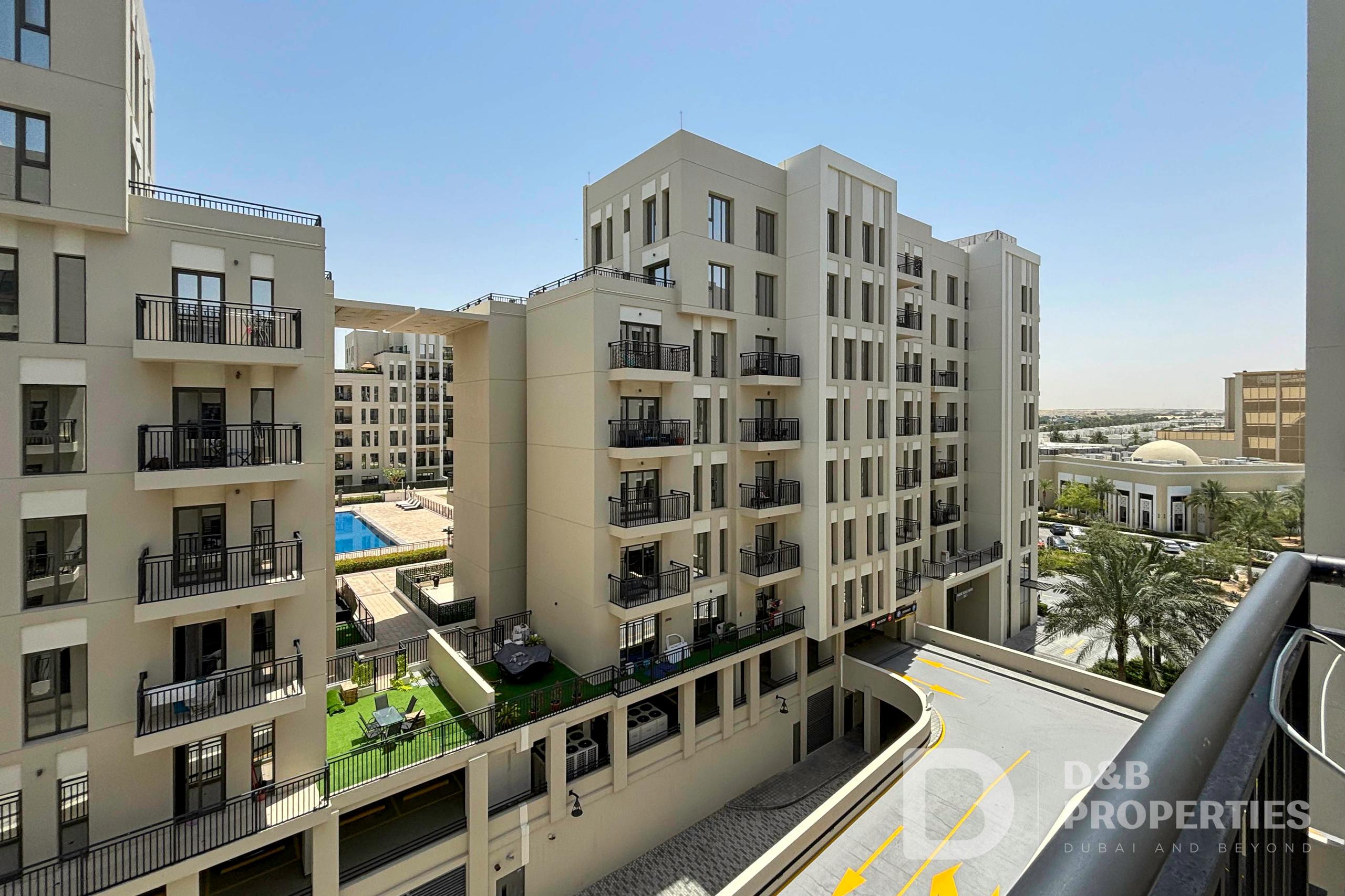Apartments for Rent in Town Square, Dubai