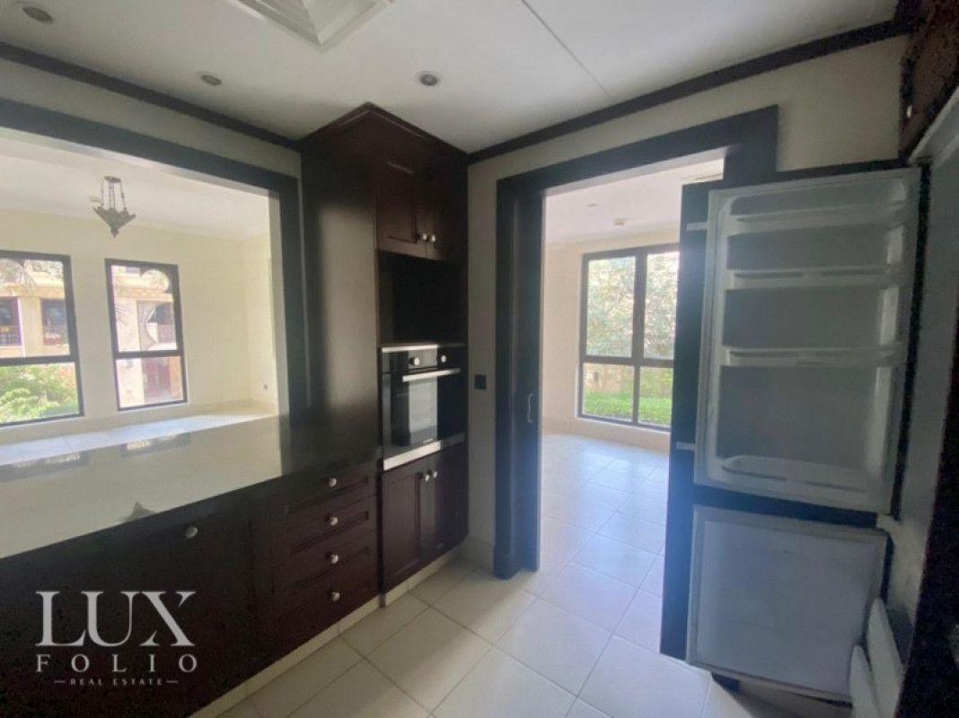 Apartments for Sale Dubai Old Town 230557 Yalla Deals