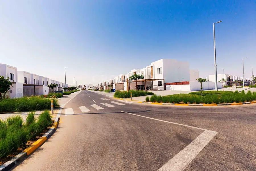Real Estate_Townhouses for Rent_Al Ghadeer