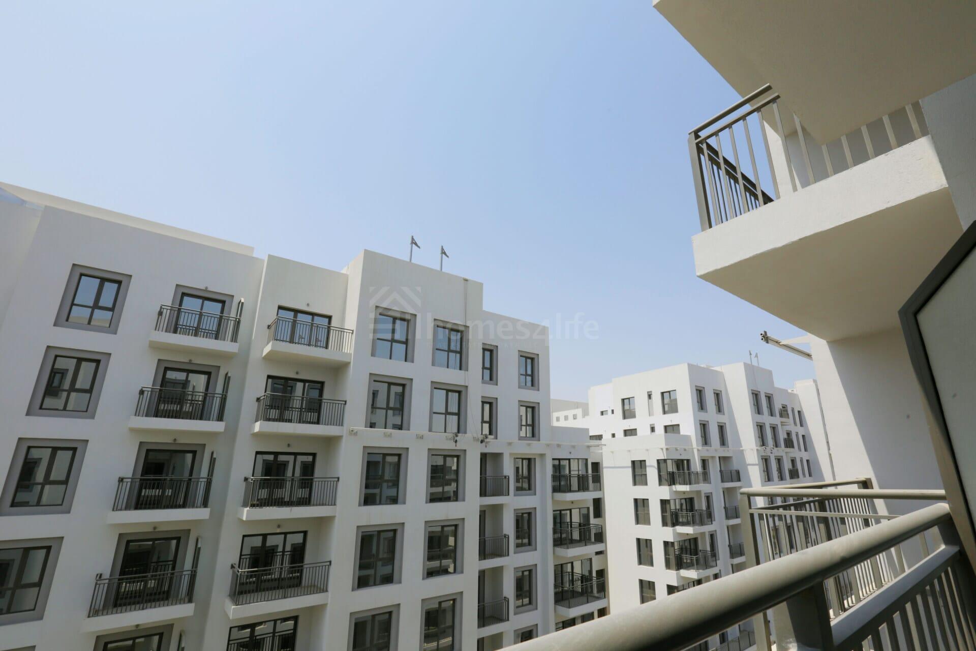 Real Estate_Apartments for Rent_Town Square